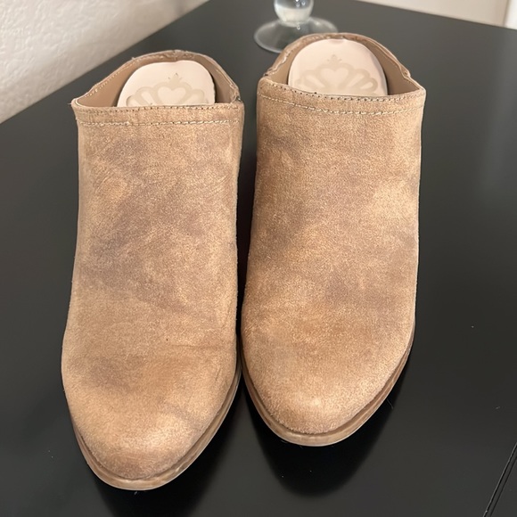 Backless heeled Boots by Fergalicious. Stacked heel and very comfortable. 7.5 - Picture 2 of 7